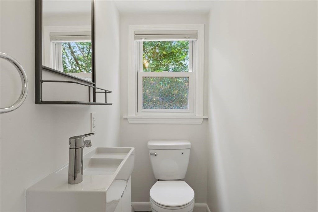 55 Bateman Street Boston, MA 02131 - Photo 16 of 40 Gallery Image 16