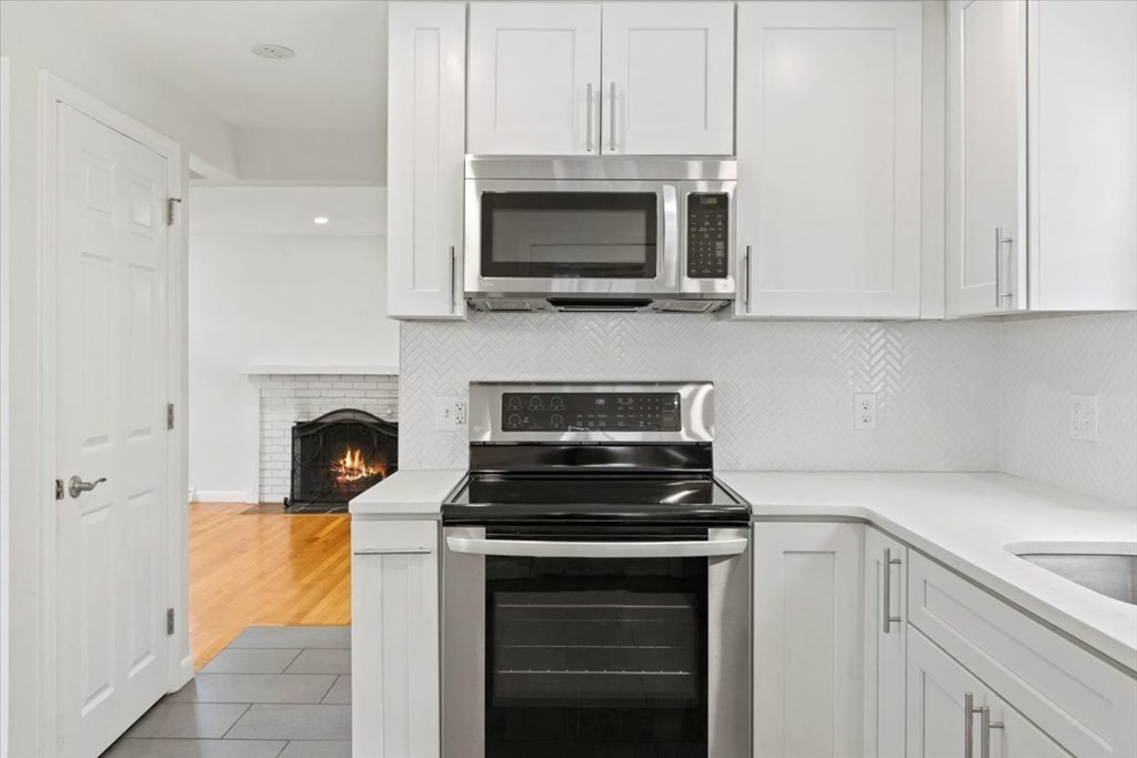 55 Bateman Street Boston, MA 02131 - Photo 8 of 40 Gallery Image 8