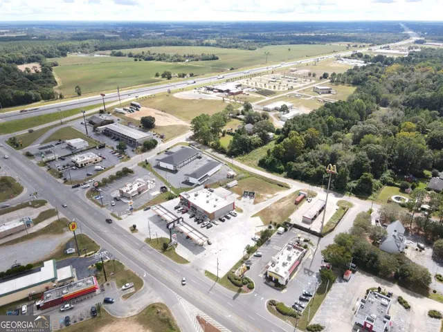 $425,000 | 240 Whittle Circle, Ashburn, GA 31714