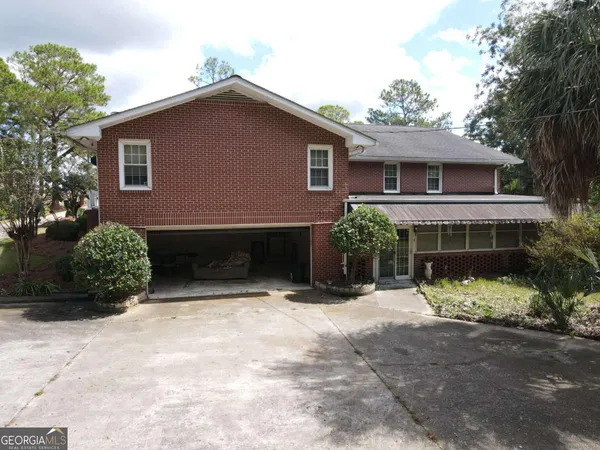 $395,000 | 240 Whittle Circle, Ashburn, GA 31714