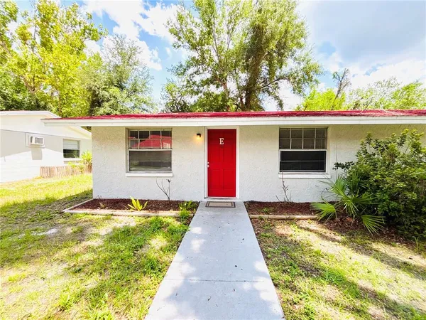 $1,400 | 11733 North 12th Street, Unit E, Tampa, FL 33612