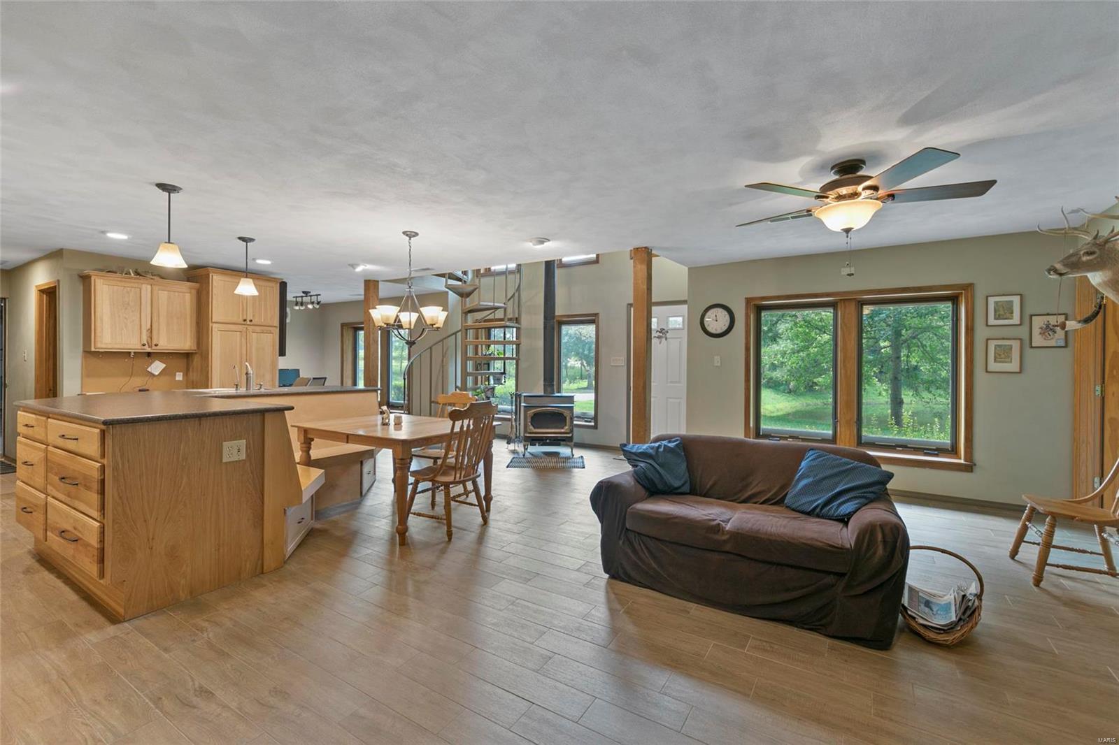 4265 Wetzler Road Fults, IL 62244 - Photo 9 of 63