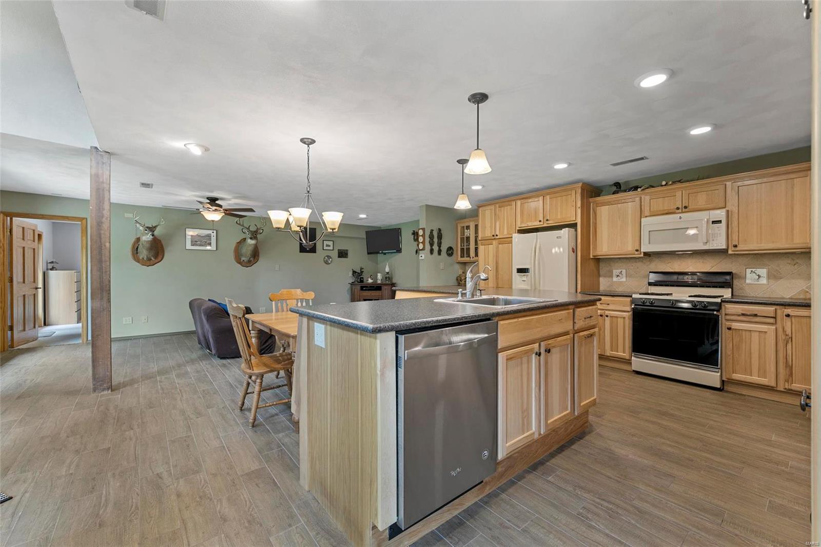 4265 Wetzler Road Fults, IL 62244 - Photo 10 of 63