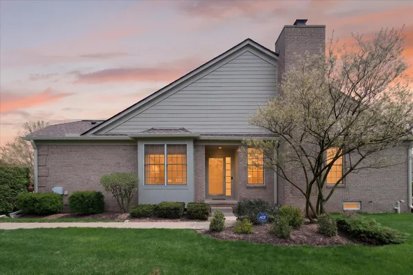 $525,000 | 44543 Birchwood Court, Northville, MI 48168