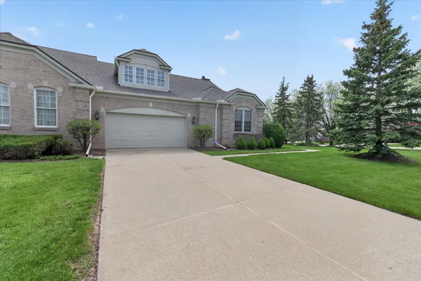 $525,000 | 44543 Birchwood Court, Northville, MI 48168