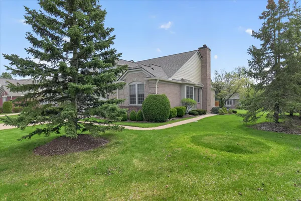 $525,000 | 44543 Birchwood Court, Northville, MI 48168