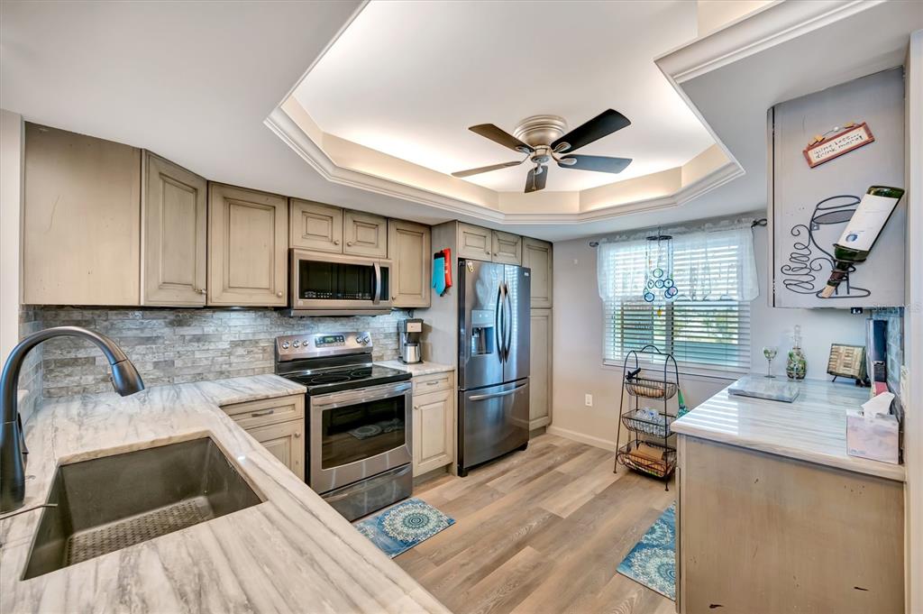 9604 Cortez Road West, Unit 436 Bradenton, FL 34210 - Photo 13 of 79