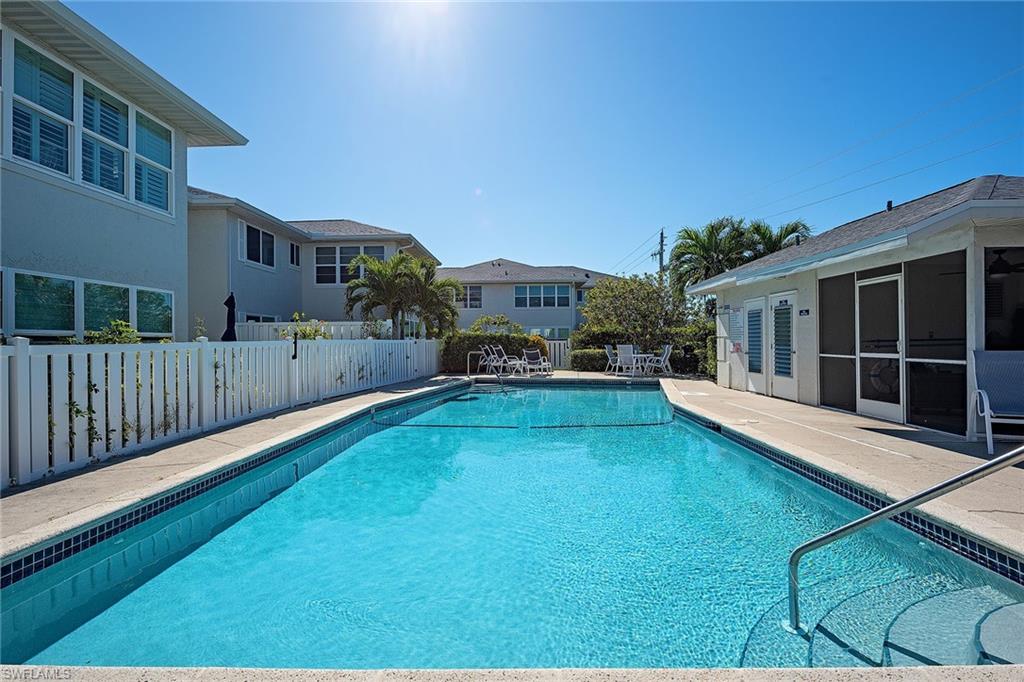 705 Neapolitan Way, Unit 705 Naples, FL 34103 - Photo 11 of 12 Gallery Image 11