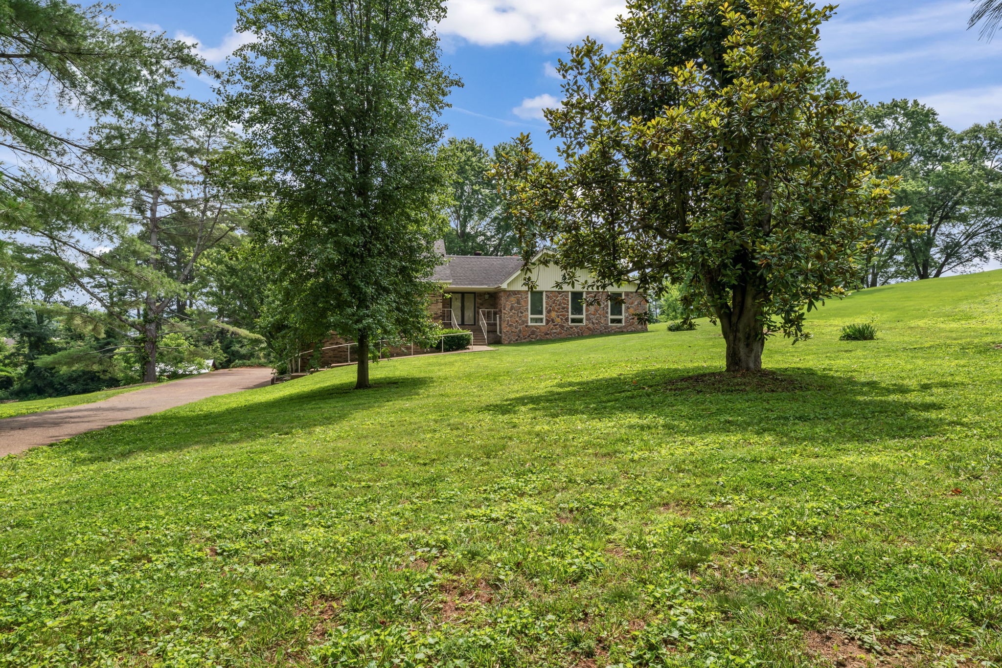 123 Proffitt Street Carthage, TN 37030 - Photo 2 of 44 Gallery Image 2