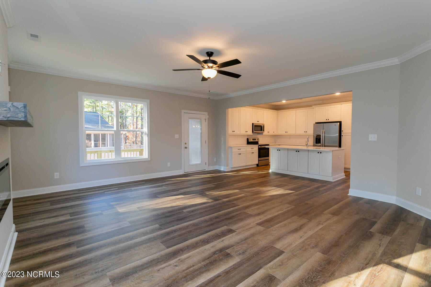 70 Sawmill Road East Pinehurst, NC 28374 - Photo 5 of 37 living room1