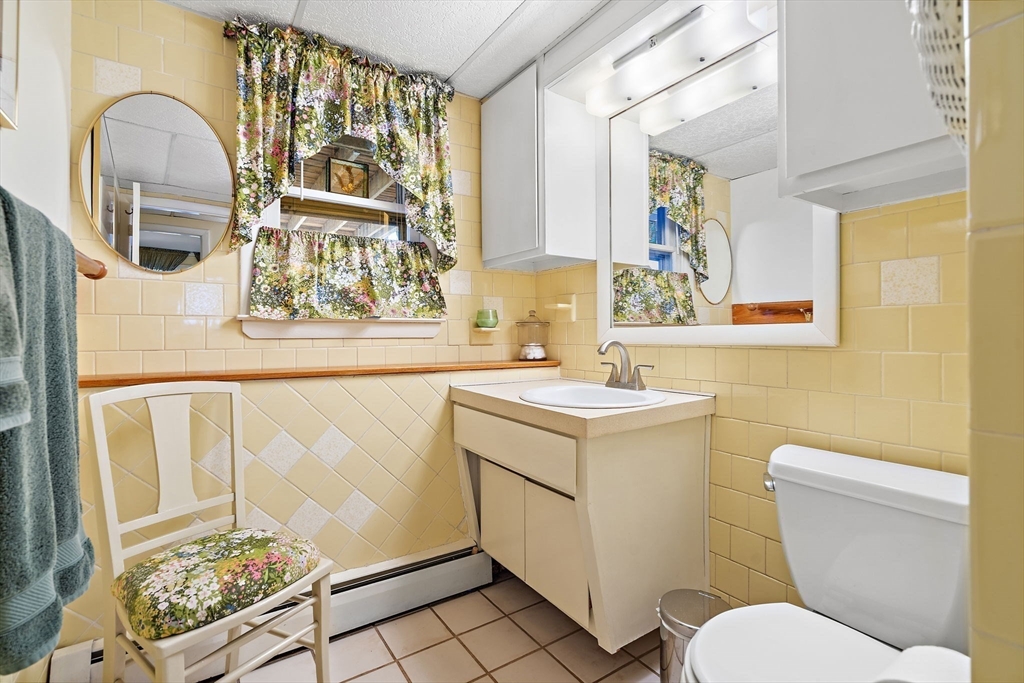 352 Taylor Road Stow, MA 01775 - Photo 28 of 39 Gallery Image 28