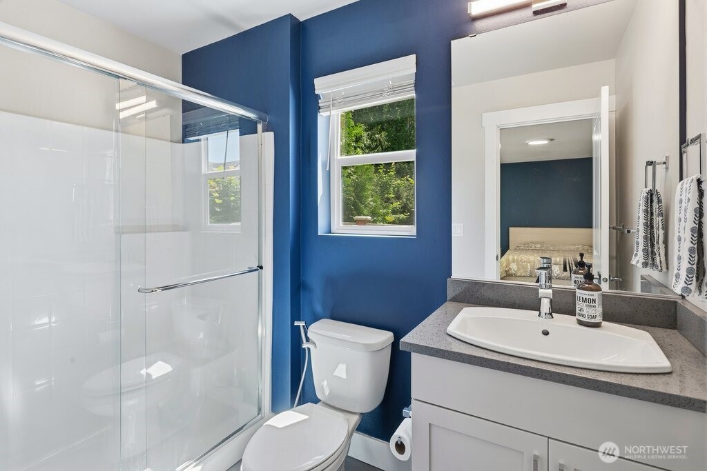 19611 3rd Drive Southeast, Unit 22 Bothell, WA 98012 - Photo 5 of 38