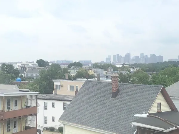 $3,150 | 240 Leyden Street, Unit 3, Boston, MA 02128