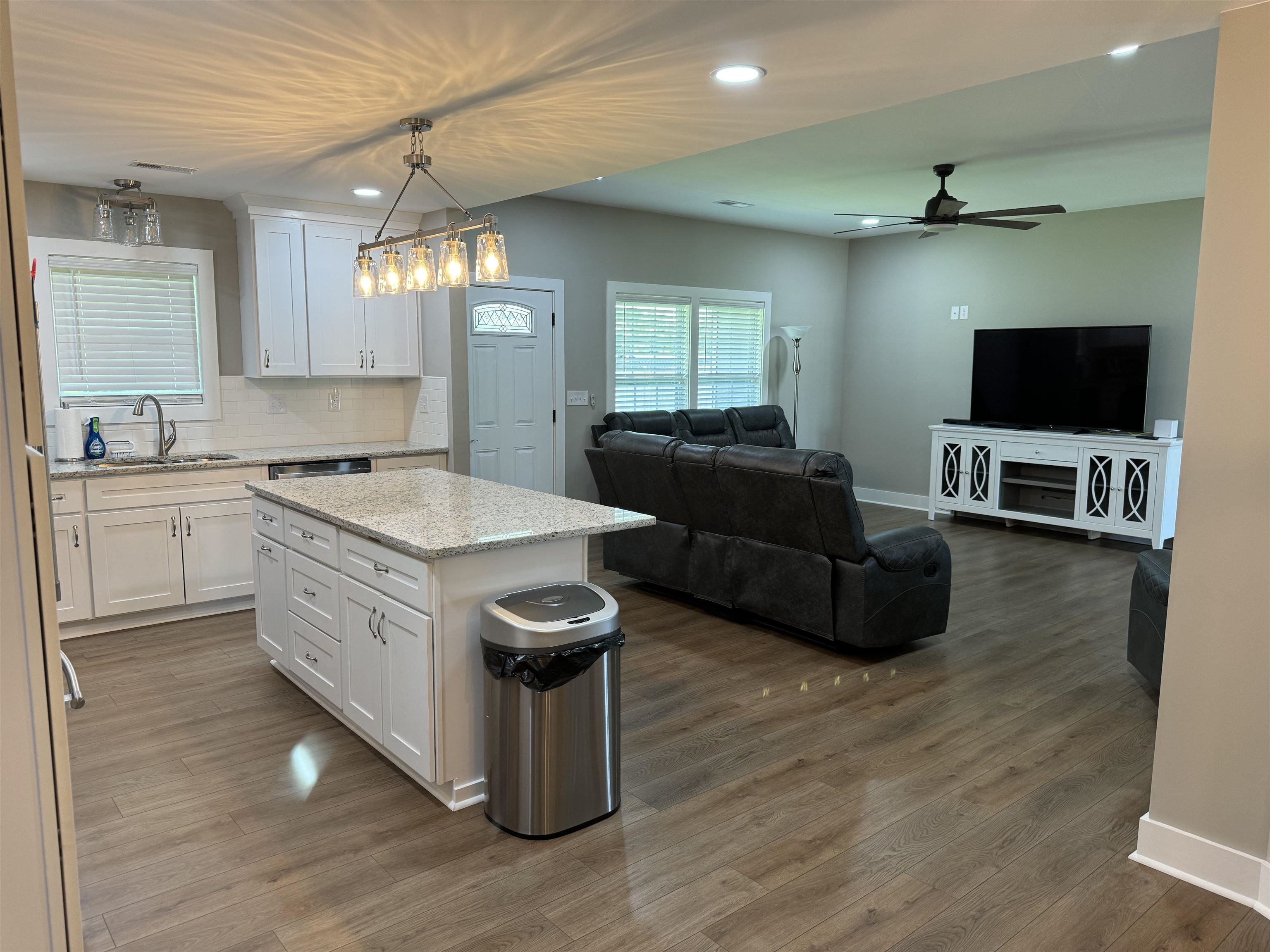 1307 Ezell Road Chesnee, SC 29323 - Photo 5 of 14 Gallery Image 5