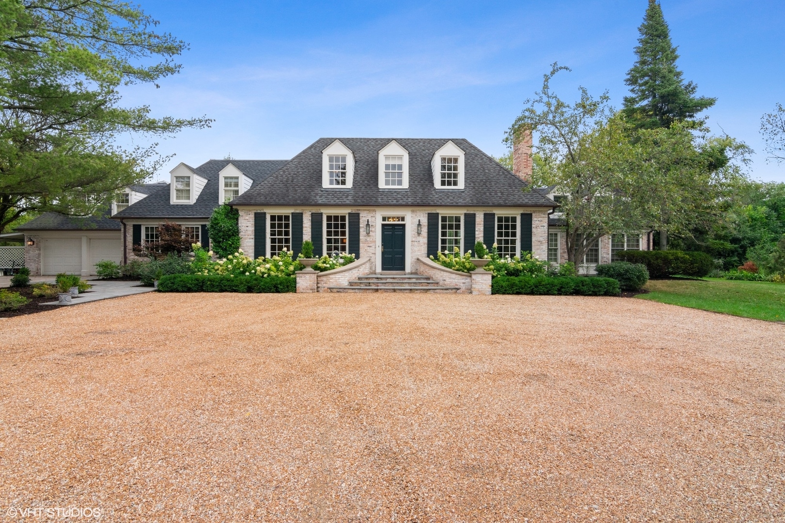 160 Old Farm Road Northfield, IL 60093 - Photo 2 of 37