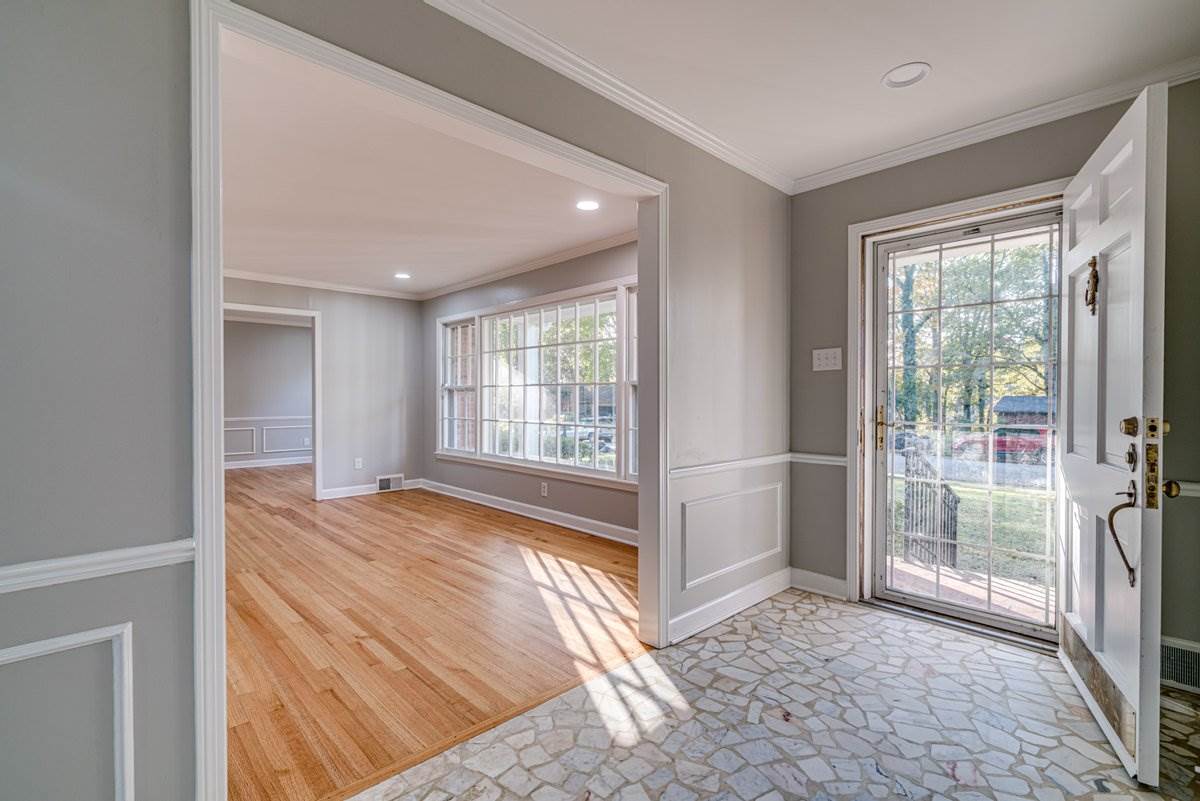 3060 Dumbarton Road Memphis, TN 38128 - Photo 4 of 25