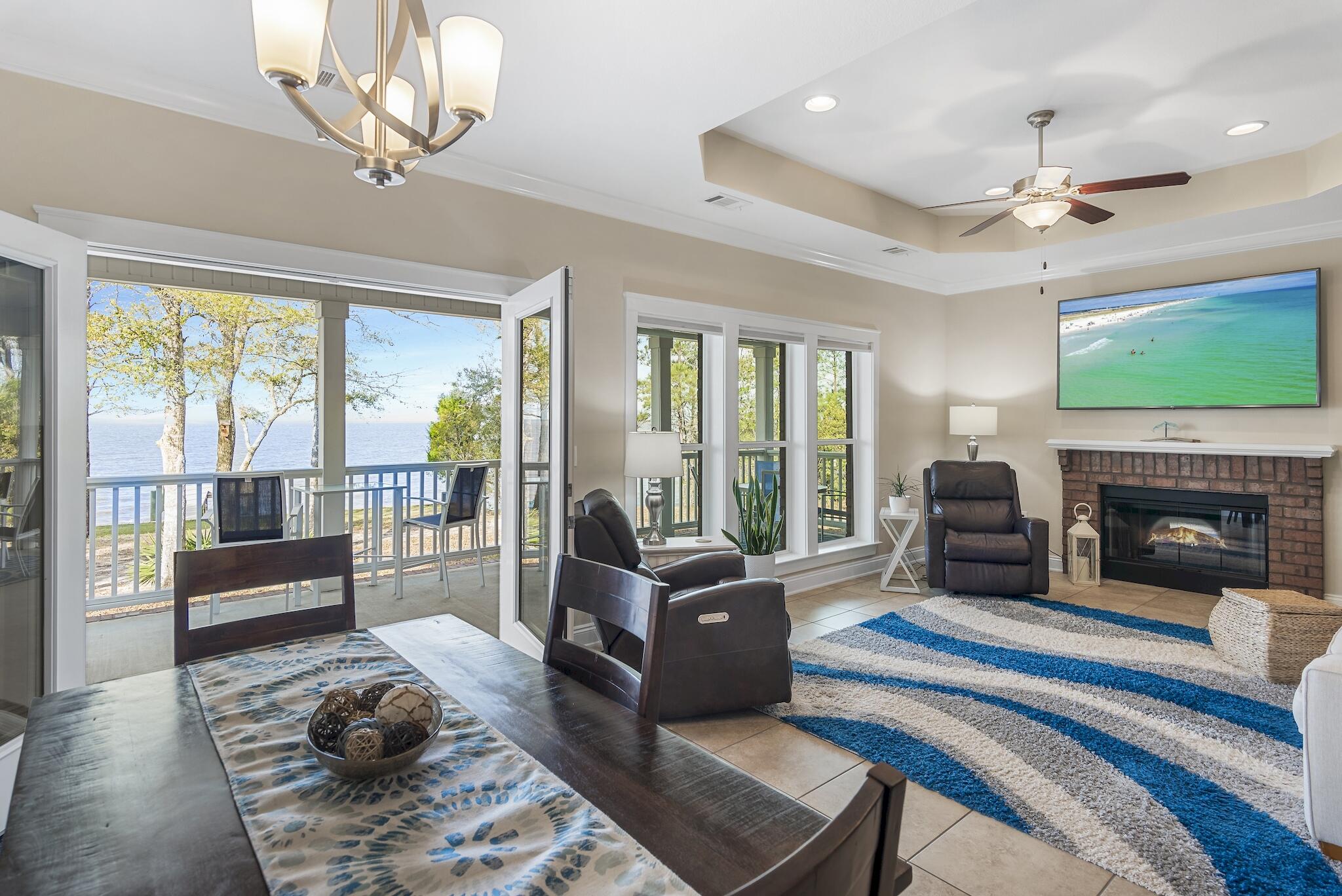 544 Taunton Road Freeport, FL 32439 - Photo 6 of 49 Great Room