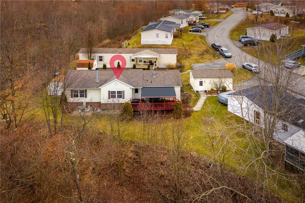 628 Deana Way Rochester, PA 15074 - Photo 3 of 25