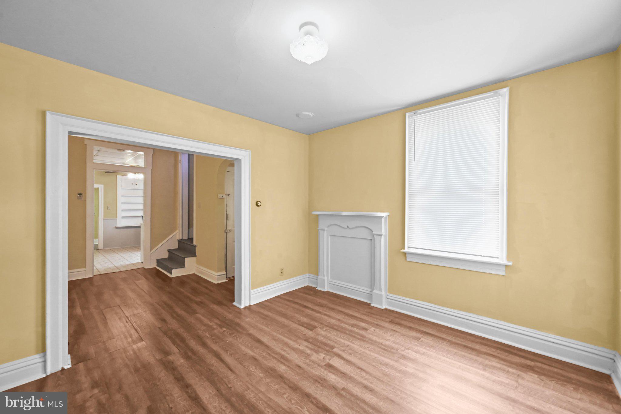 640 3rd Street Hanover, PA 17331 - Photo 8 of 35 Interior photos are the RIGHT SIDE ONLY