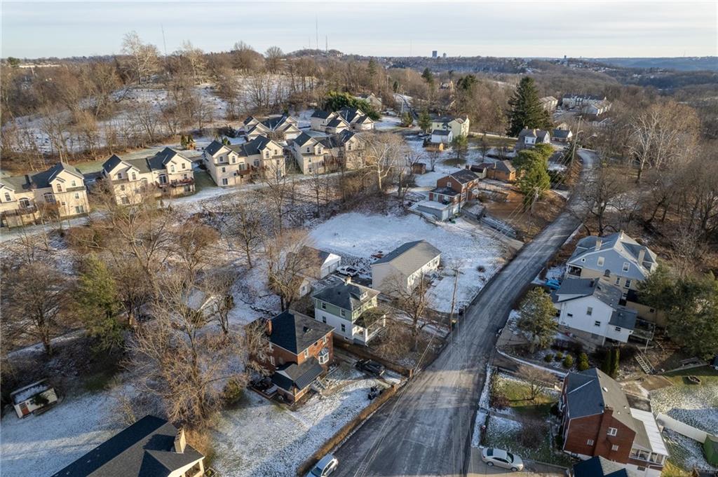 180 Hinkel Road Pittsburgh, PA 15229 - Photo 43 of 45 a view of a city