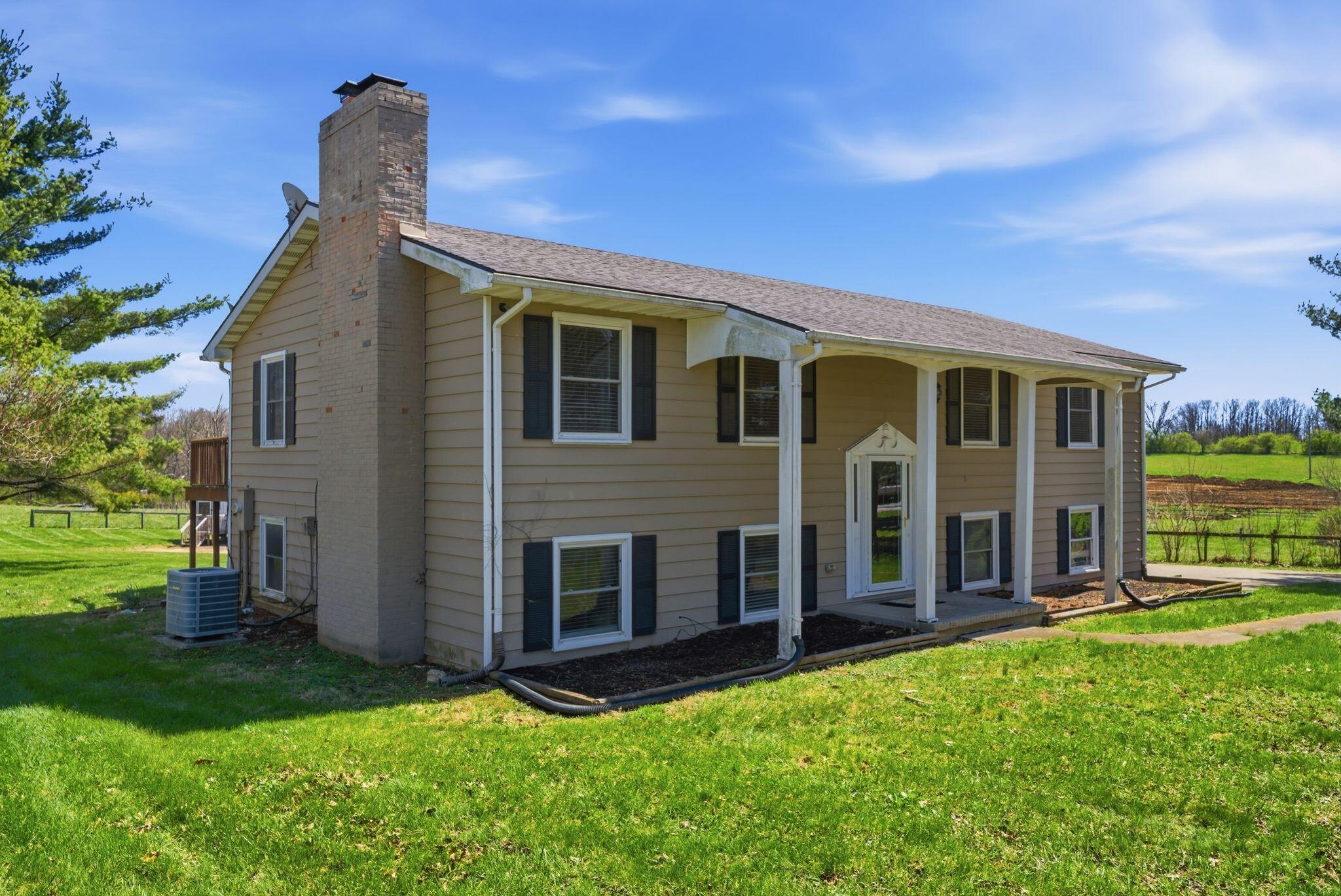 932 Hill Road Paris, KY 40361 - Photo 4 of 68 15_003_dsc03637