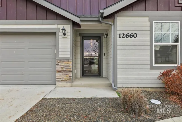 $554,900 | 12660 West Pommel Court, Star, ID 83669