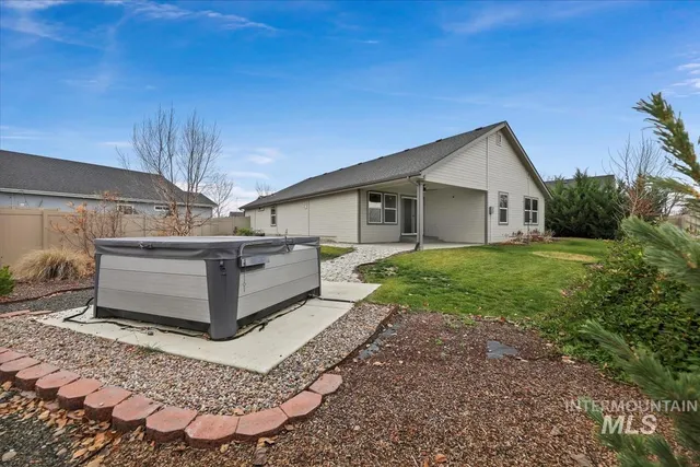 $554,900 | 12660 West Pommel Court, Star, ID 83669