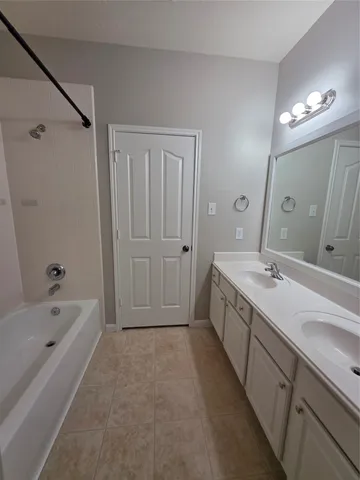 $2,595 | 6169 Mitchell Court, League City, TX 77573