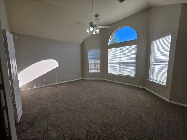 $2,595 | 6169 Mitchell Court, League City, TX 77573