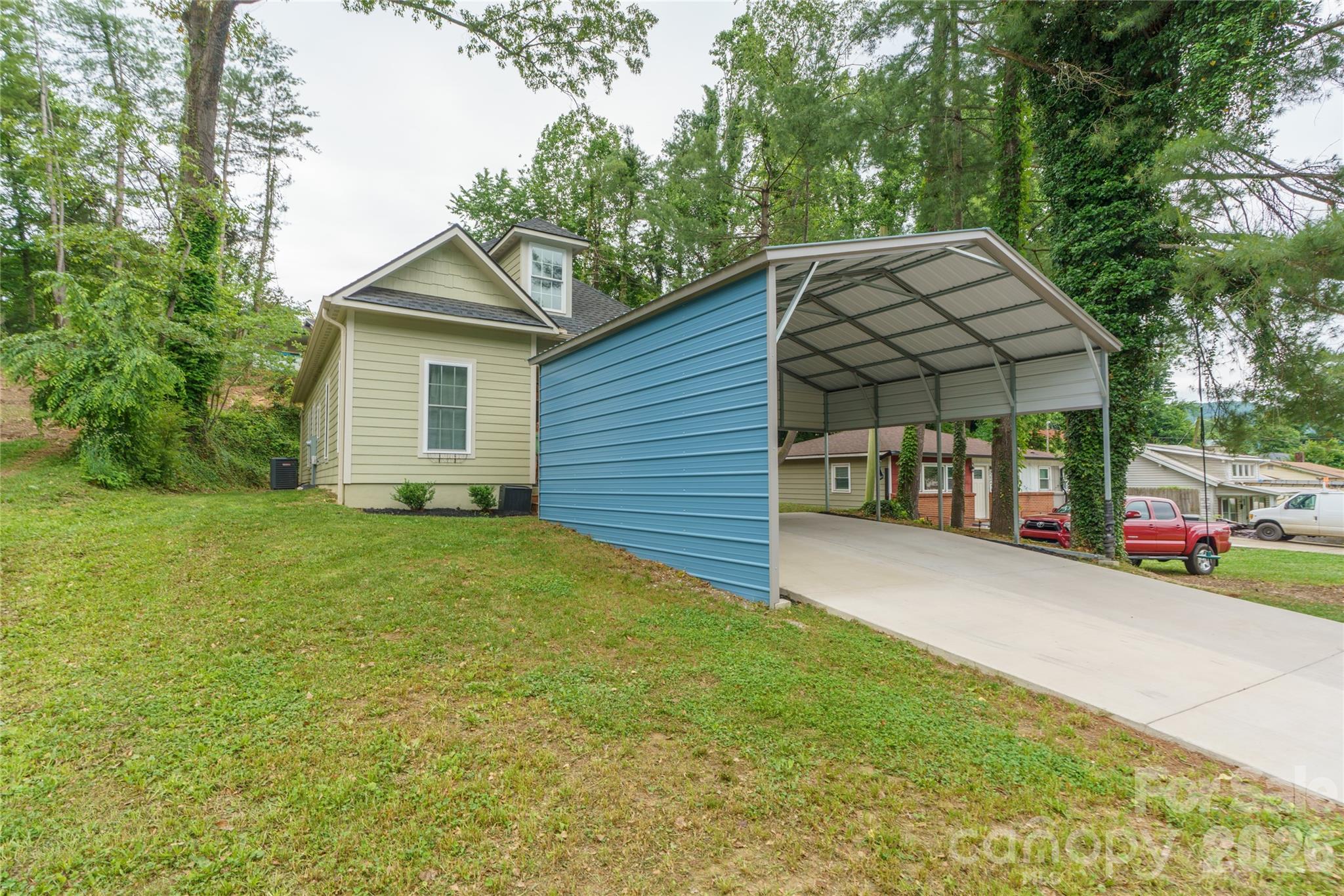 204 Maple Avenue Marion, NC 28752 - Photo 27 of 28