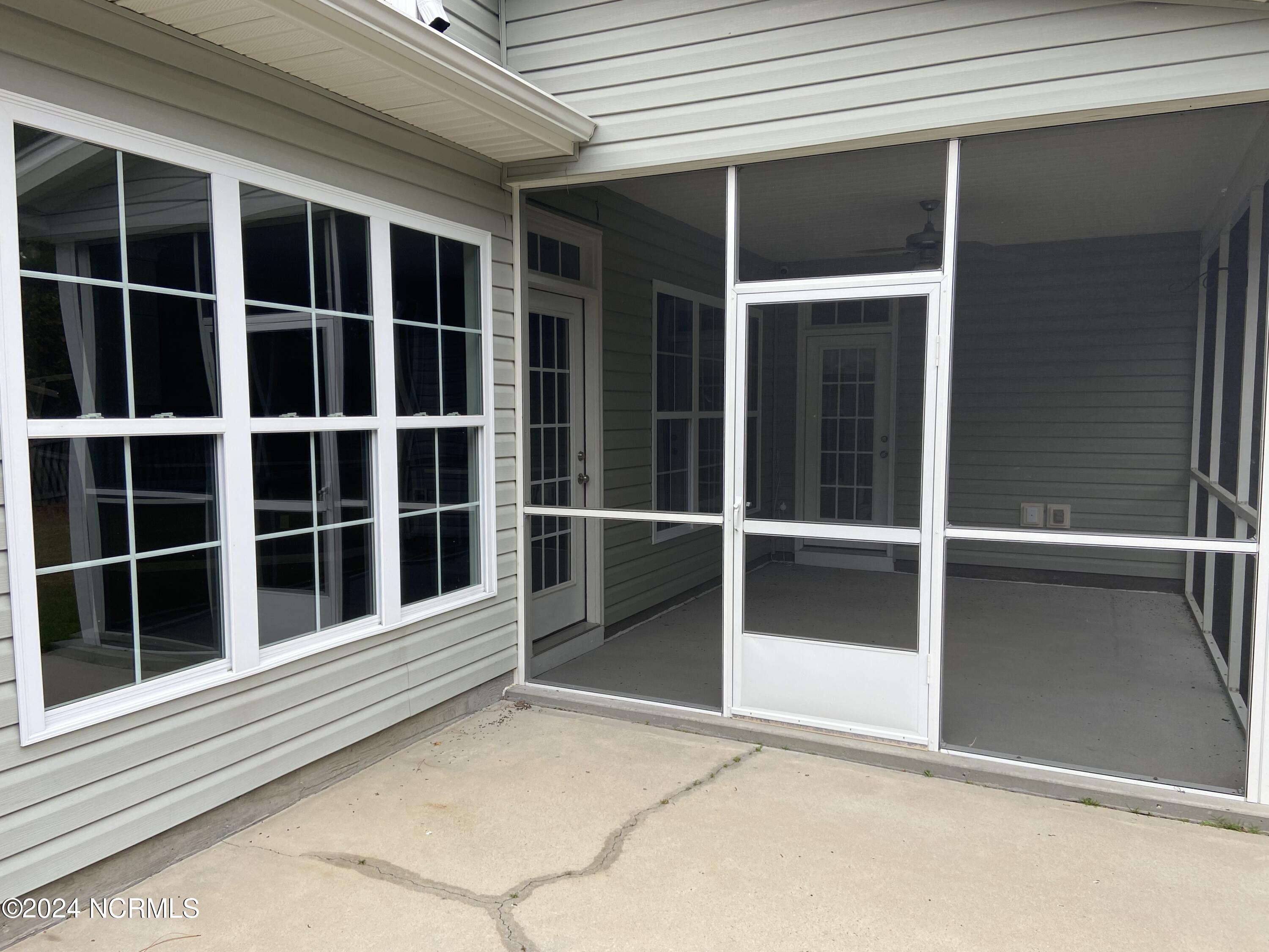 2056 Lapham Drive Leland, NC 28451 - Photo 35 of 37 w4