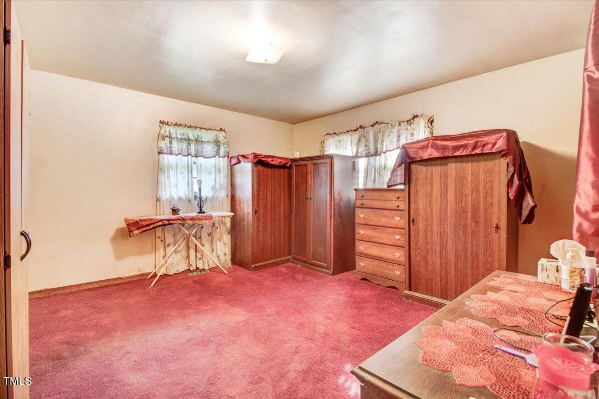 320 Dead End Road Enfield, NC 27823 - Photo 12 of 27 21-320 Dead End Rd-31