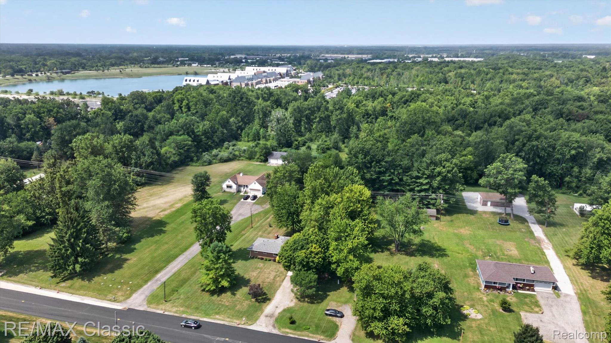 8200 Hannan Road Wayne, MI 48184 - Photo 35 of 39 31-8200-Hannan-Rd-WindowStill-Photography.jpg