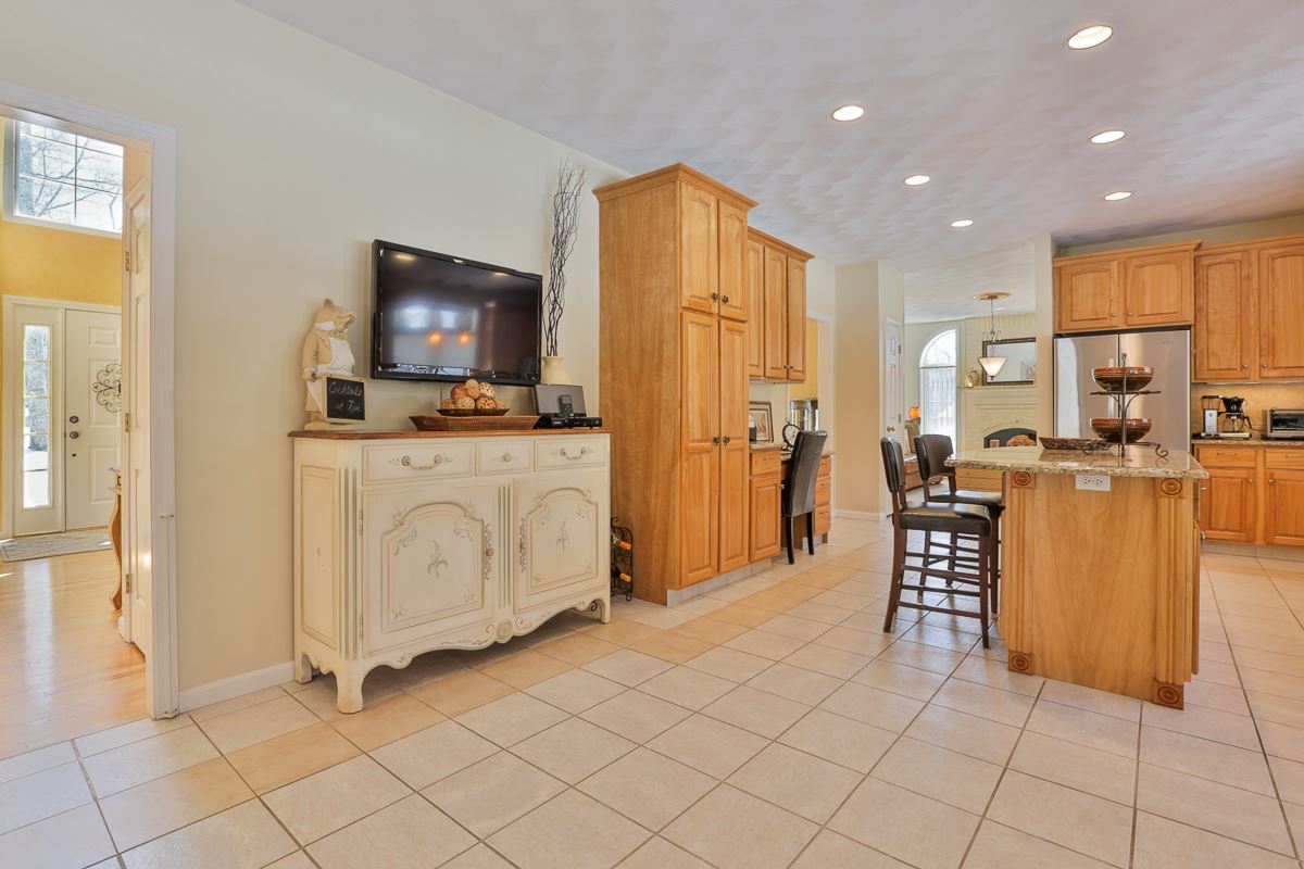 31 Nottingham Road Windham, NH 03087 - Photo 14 of 39 Gallery Image 14