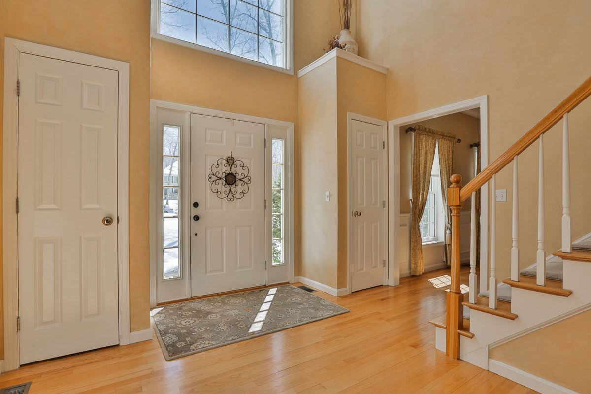 31 Nottingham Road Windham, NH 03087 - Photo 5 of 39 Gallery Image 5