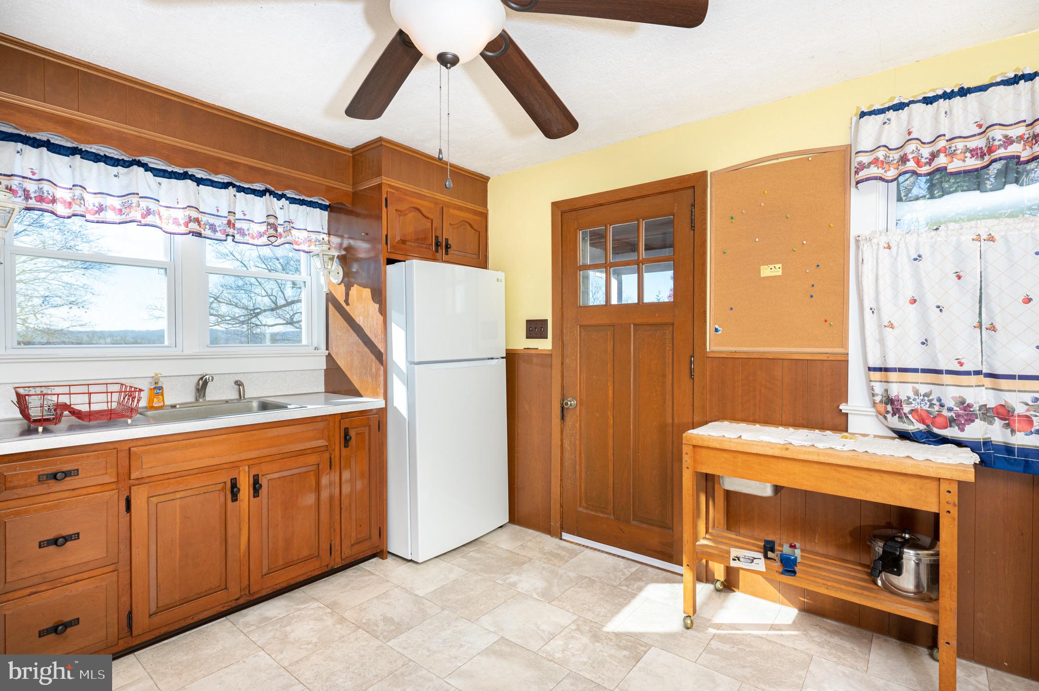 254 Ridge Road Spring City, PA 19475 - Photo 11 of 47