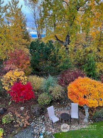 a view of a outdoor space