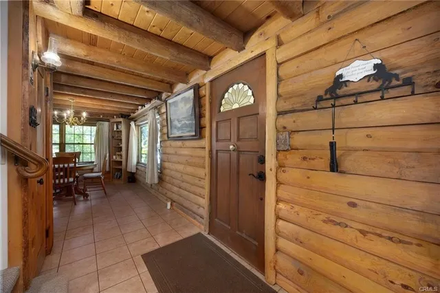 a view of utility room