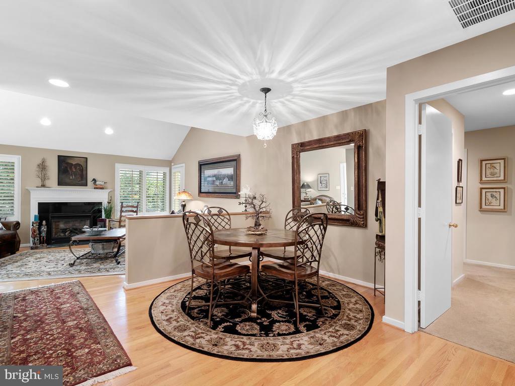 1423 Belcastle Court Reston, VA 20194 - Photo 13 of 49 Breakfast Room
