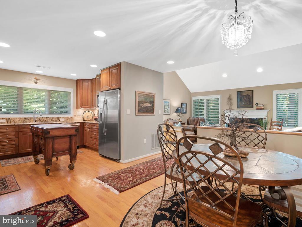 1423 Belcastle Court Reston, VA 20194 - Photo 18 of 49 Gallery Image 18