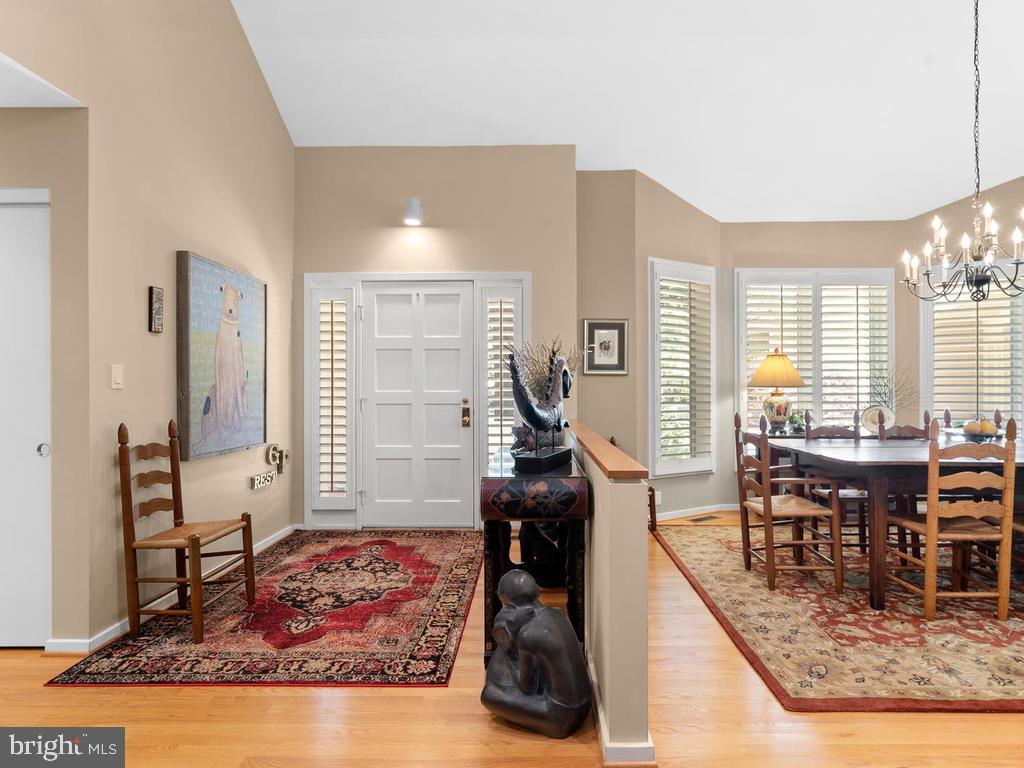 1423 Belcastle Court Reston, VA 20194 - Photo 44 of 49 Foyer