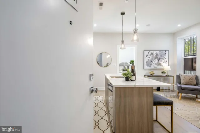 $285,000 | 1421 Spring Road Northwest, Unit C02, Washington, DC 20010