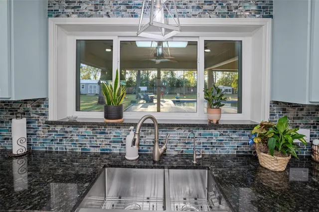 $545,900 | 308 Trailwood Drive, Crockett, TX 75835