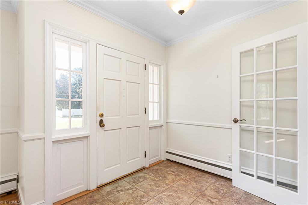 1519 Rankin Road Greensboro, NC 27405 - Photo 5 of 32 Gallery Image 5