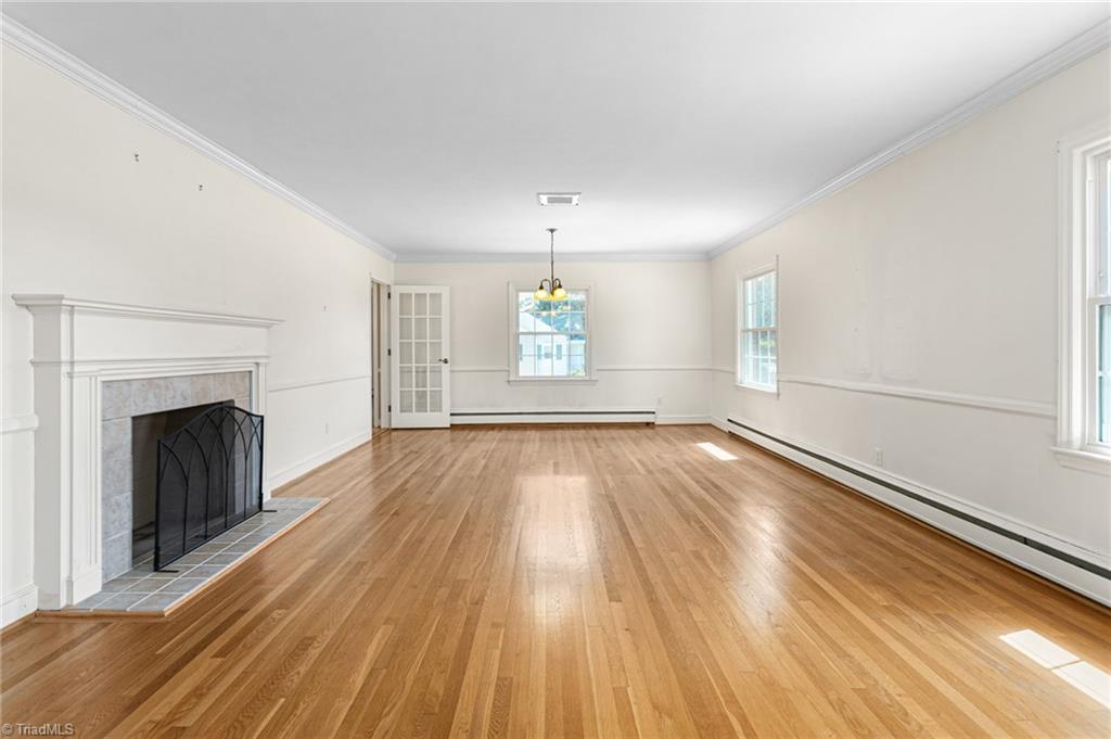 1519 Rankin Road Greensboro, NC 27405 - Photo 7 of 32 Living Room / Dining Room