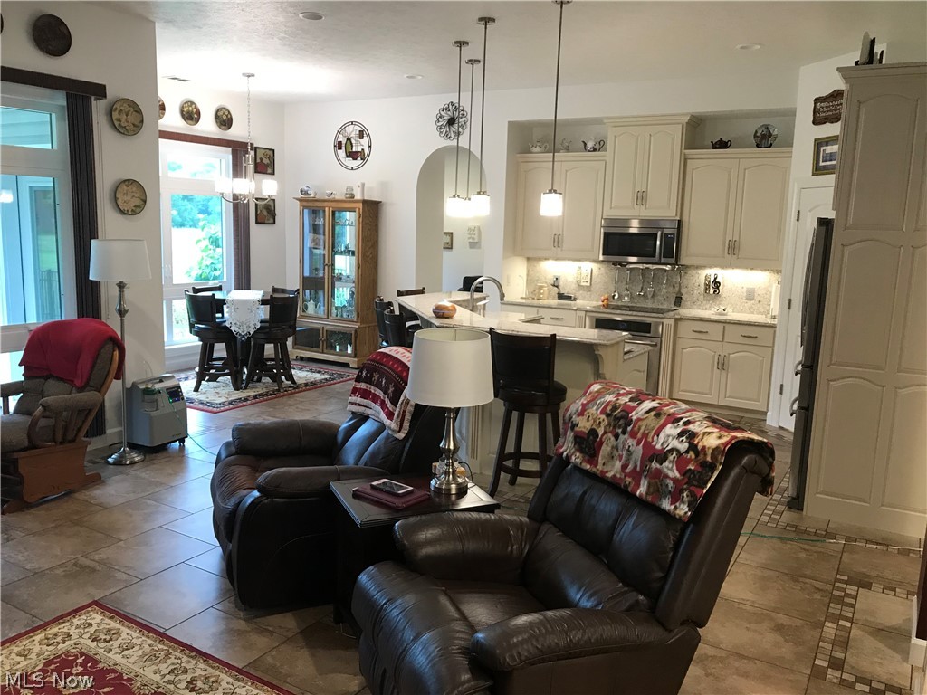5715 Middle Run Road Dover, OH 44622 - Photo 3 of 29 Gallery Image 3