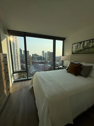 $2,700 | 350 North Canal Street, Unit 1610, Chicago, IL 60606