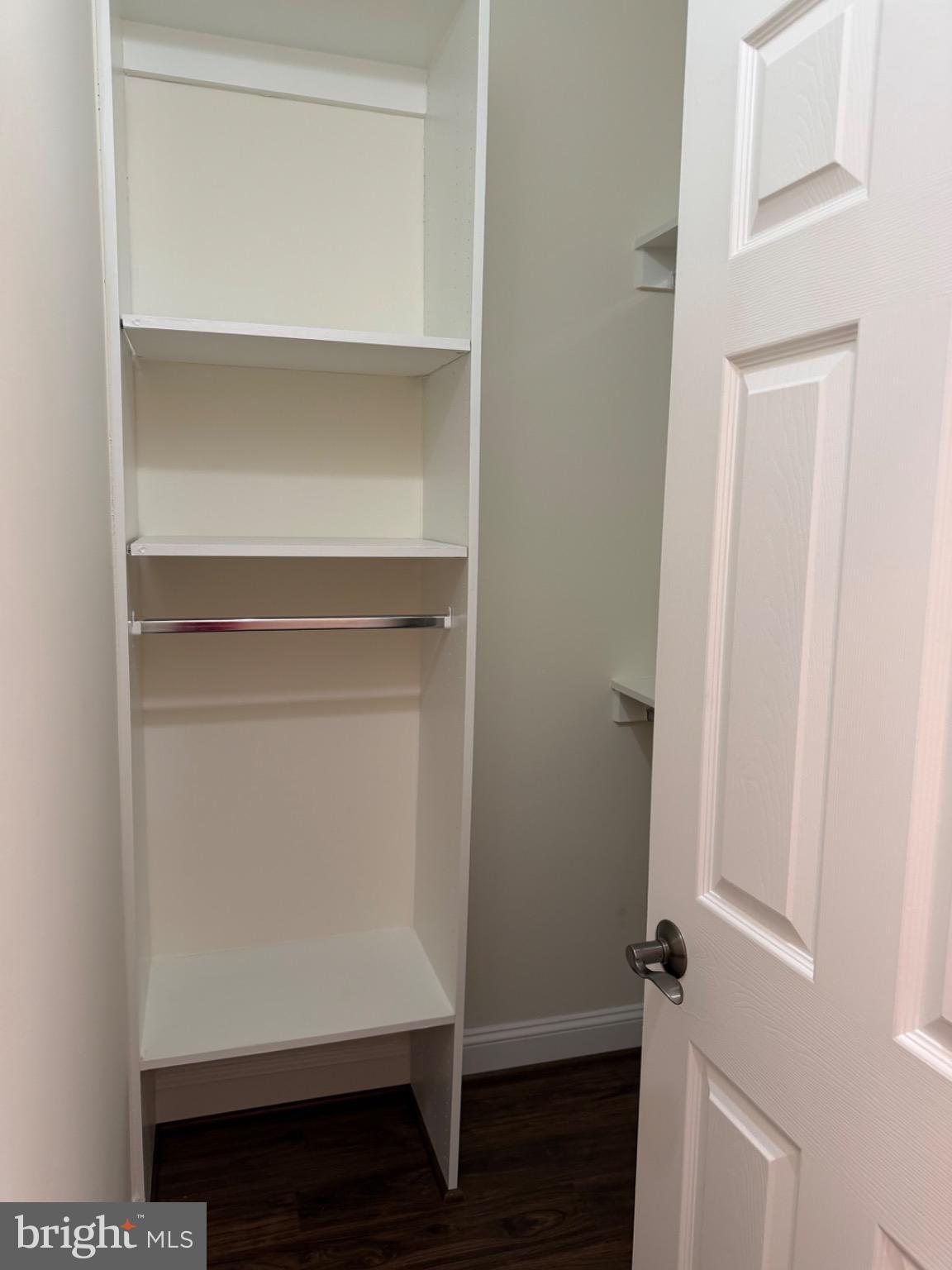 5225 Pooks Hill Road, Unit C29N Bethesda, MD 20814 - Photo 13 of 54 a room with a bench