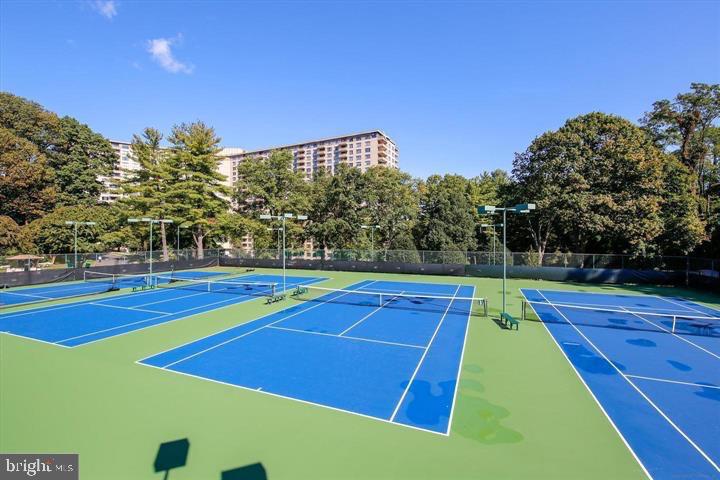 5225 Pooks Hill Road, Unit C29N Bethesda, MD 20814 - Photo 34 of 54 a view of a tennis court