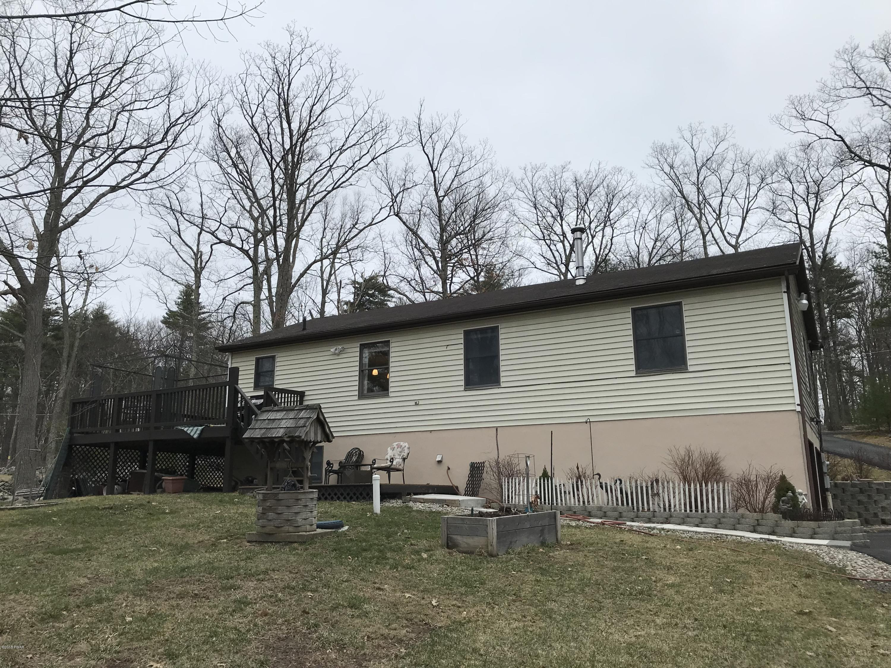 149 Kiesel Road Milford, PA 18337 - Photo 3 of 30 IMG_1356